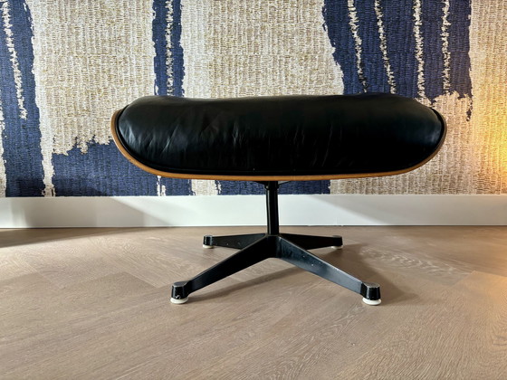 Image 1 of Eames EA671 Herman Miller Ottoman