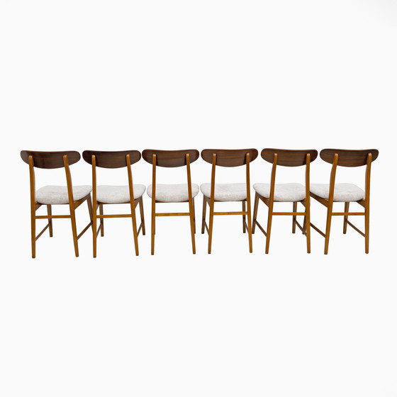 Image 1 of Set van zes teakhouten en Bouclè stoffen eetkamerstoelen, Denemarken, 1960S