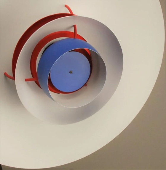 Image 1 of Vintage Blauw/Rode Louis Poulsen Ph5 Lamp