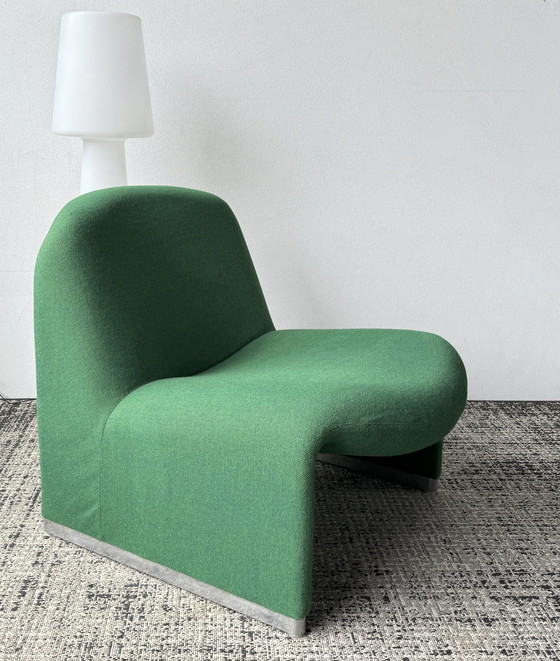 Image 1 of Artifort Alky Fauteuil Groen