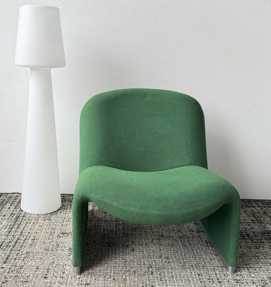 Image 1 of Artifort Alky Fauteuil Groen