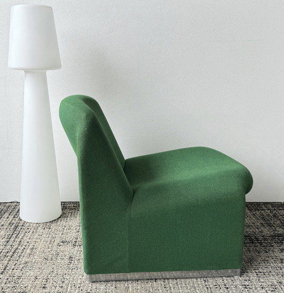 Image 1 of Artifort Alky Fauteuil Groen