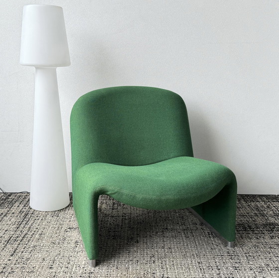 Image 1 of Artifort Alky Fauteuil Groen