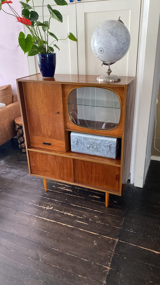 Image 1 of Vintage Highboard Sixties Buffetkast