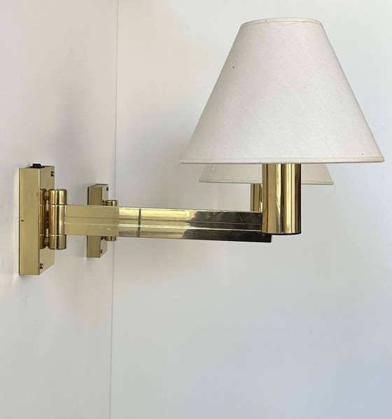 Image 1 of 2X verstelbare wandlampen in massief messing - Zweden 1970