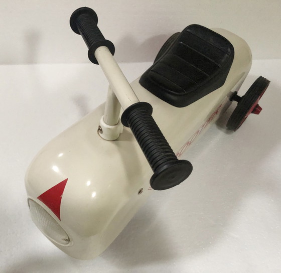 Image 1 of Vintage speelgoed - scooter - driewieler (1 tot 3 jaar) - Post Space Age - 1980