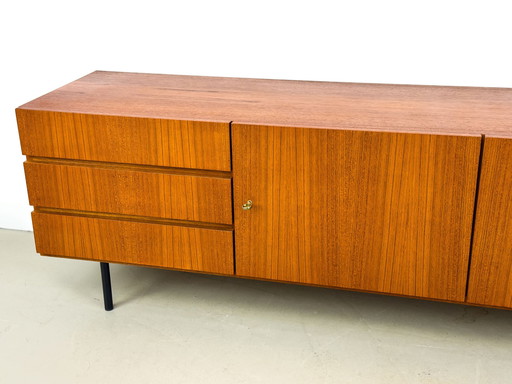 Vintage teakhouten dressoir van Idee Möbel, 1960S