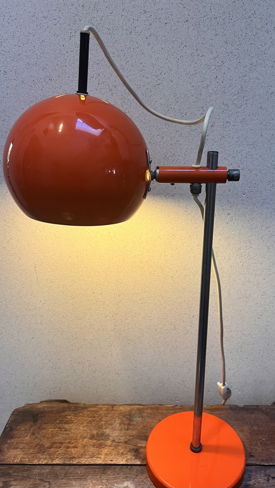 Image 1 of Space Age Oranje Oogbal Lamp 70S