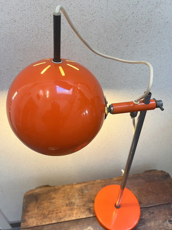 Image 1 of Space Age Oranje Oogbal Lamp 70S