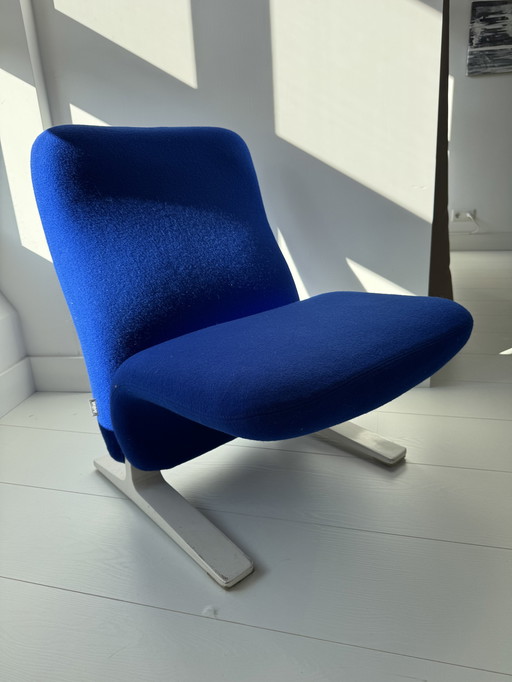 Artifort Fauteuil Concorde Laag Model Pierre Paulin