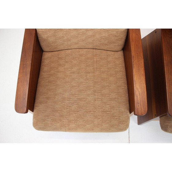 Image 1 of Paar vintage houten en stoffen fauteuils, Tsjecho-Slowakije 1970