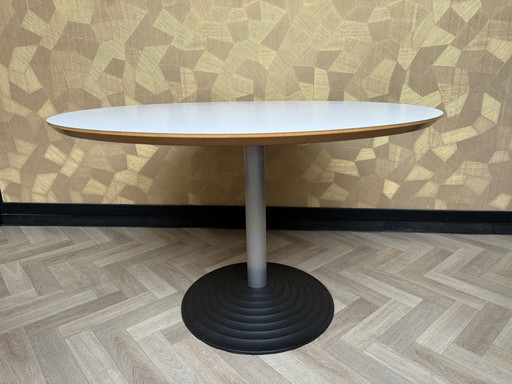 Leolux Ronde Design Tafel 