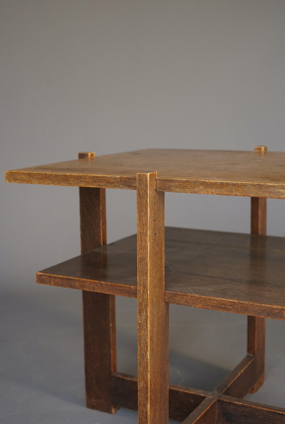 Image 1 of Eikenhouten bijzettafel Haagse School, 1930S