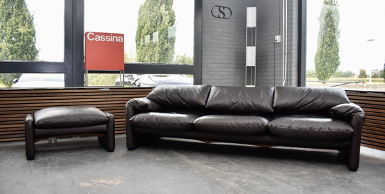 Image 1 of Prachtige Cassina Maralunga 675 -3 Vico Magistretti  Design Sofa