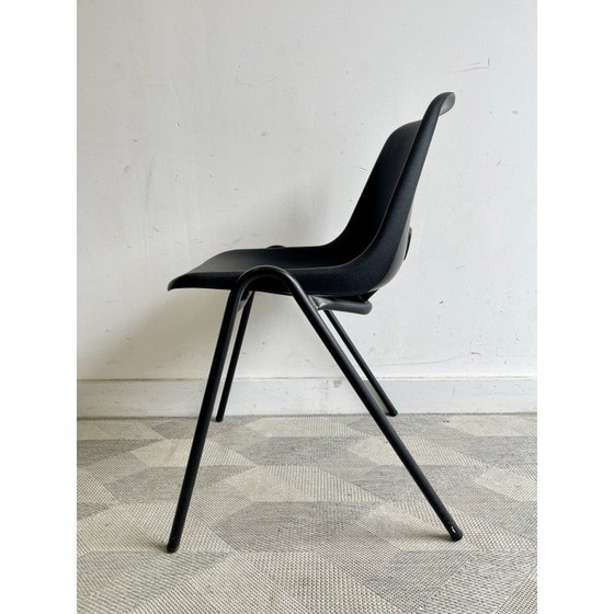 Image 1 of Vintage zwarte stapelbare schoolstoel voor K.M Meubels