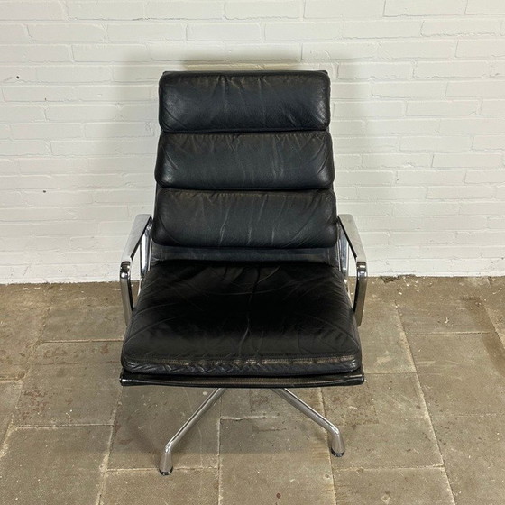 Image 1 of EA219 Soft Pad Fauteuil van Charles & Ray Eames voor Vitra