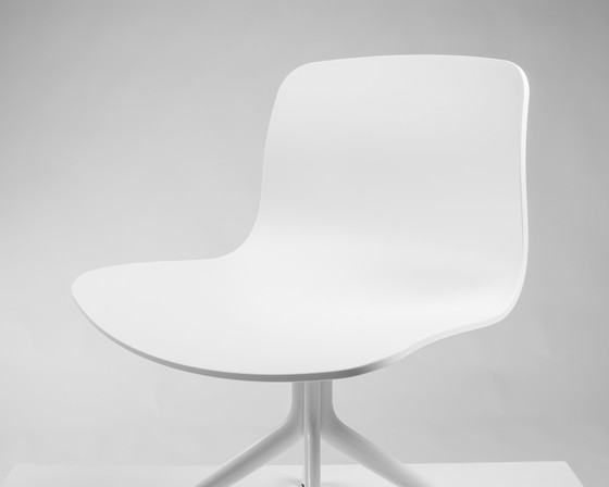 Image 1 of Hay About a Chair AAC 10 van Hee Welling White 2.0