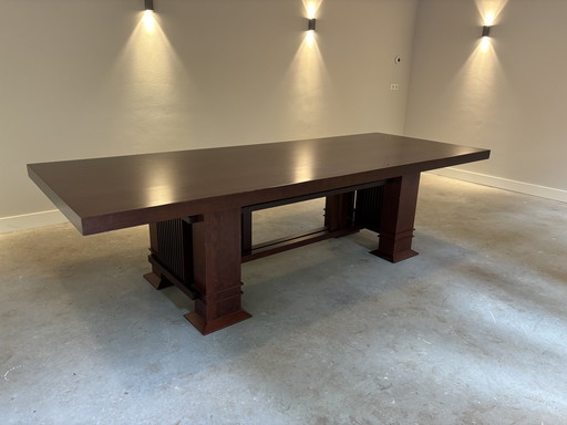 Cassina 605 Allen Table