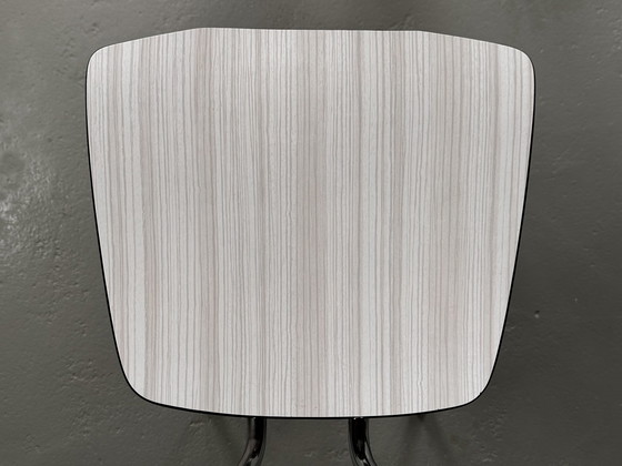 Image 1 of 2x Formica keukenstoelen