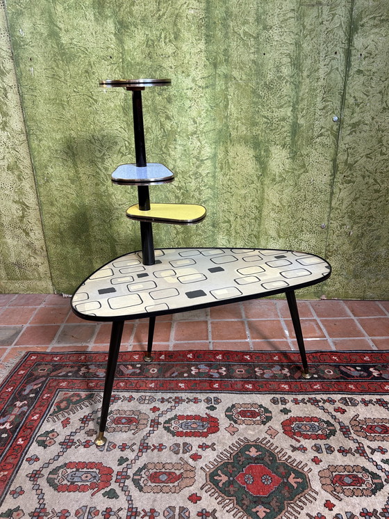 Image 1 of Mid century retro vintage bijzettafel plantenstandaard met 1950