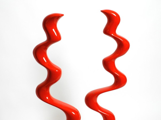 Image 1 of Twee grote gelimiteerde abstracte metalen vloerbeelden in rood van Tony Almén en Peter Gest voor Ikea 1990