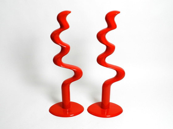Image 1 of Twee grote gelimiteerde abstracte metalen vloerbeelden in rood van Tony Almén en Peter Gest voor Ikea 1990