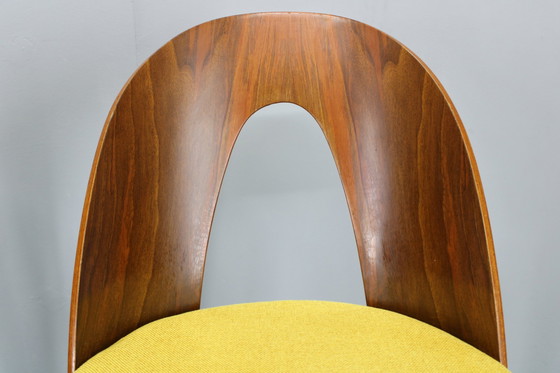 Image 1 of 1960S Antonin Suman Set van Vier Gerestaureerde Eetkamerstoelen In Walnoot Afwerking