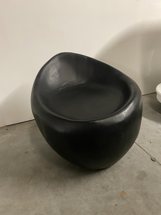 Image 1 of Breit Egg Chair zwart hout