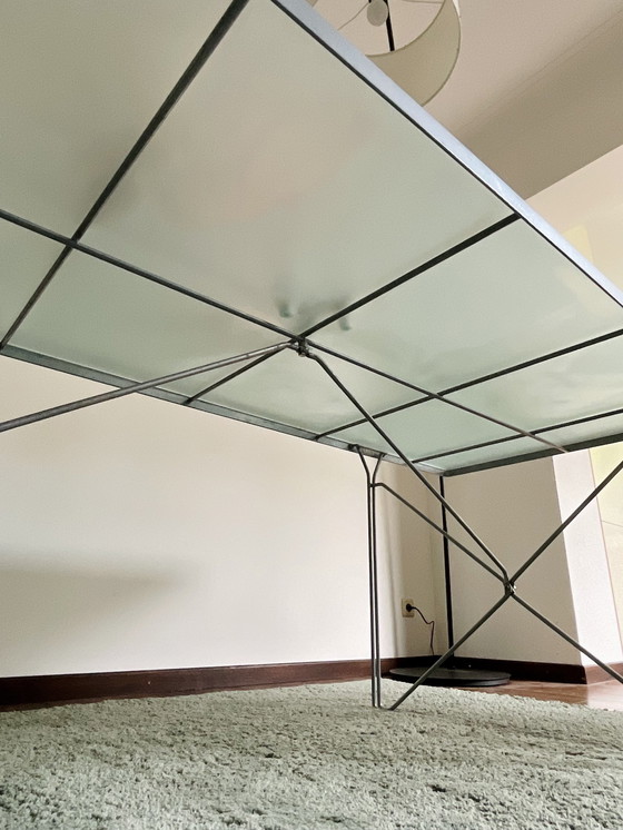 Image 1 of Vintage glazen industriële tafel