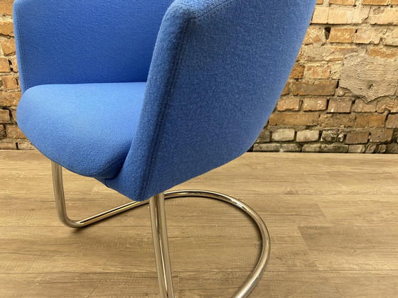 Image 1 of Artifort Megan blauw - fauteuil