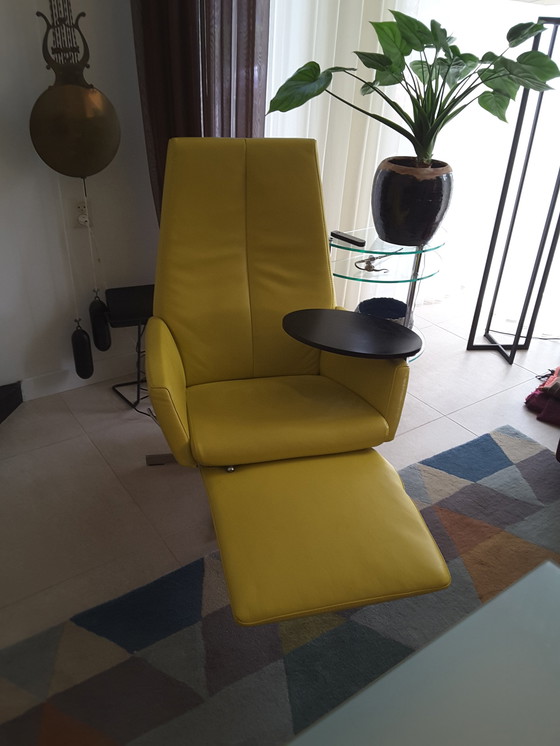 Image 1 of Prominente Twist fauteuil