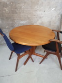 Vintage ronde deense tafel
