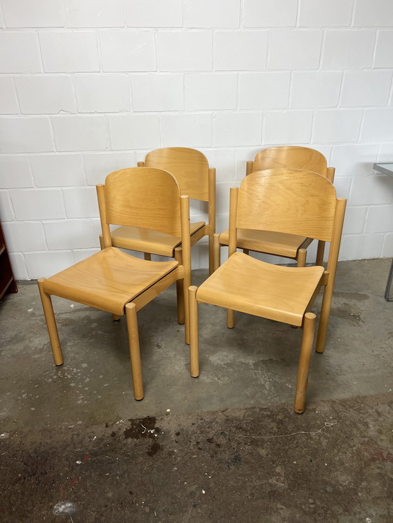 Image 1 of Set van 4 vintage stapelstoelen