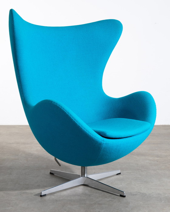 Image 1 of "Egg chair" van Arne Jacobsen voor Fritz Hansen