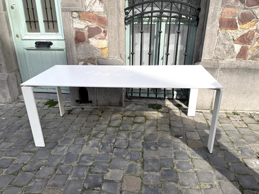 Kartell Four tafel