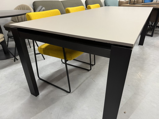 Brees New World Presto Eetkamer Uitschuiftafel Grijs 220