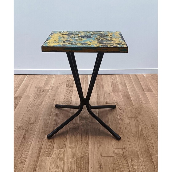 Image 1 of Vintage industriële metalen kolomtafel