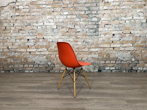 Image 1 of 6X Vitra Dsw Oranje