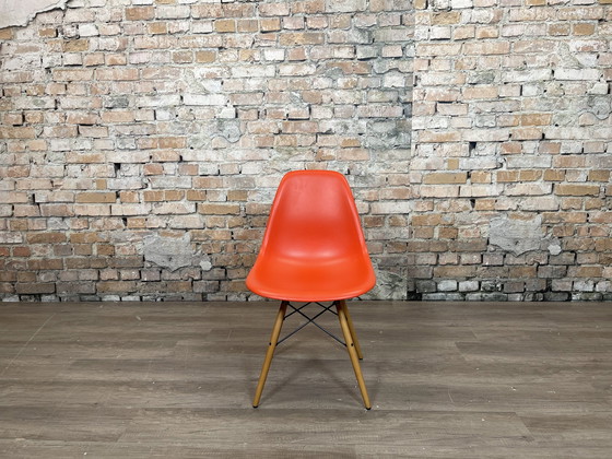 Image 1 of 6X Vitra Dsw Oranje