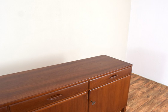 Image 1 of Mid Century Deens teakhouten dressoir, 1960S.