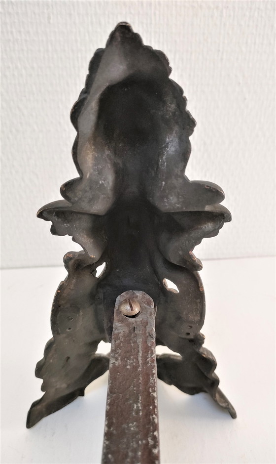 Image 1 of Paar zwart gepatineerd bronzen kariatide medaillons