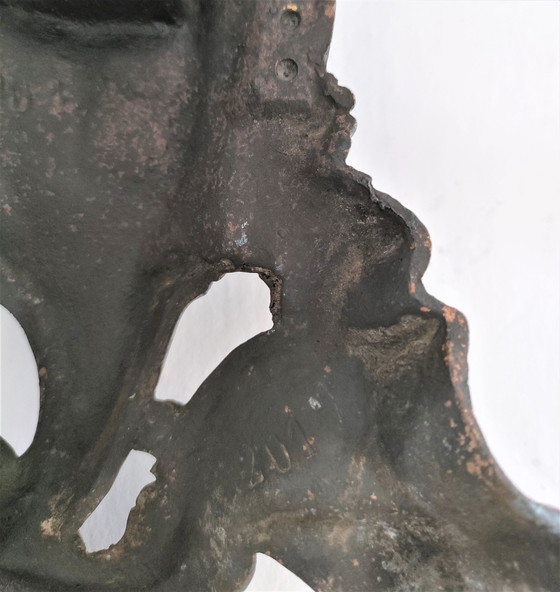 Image 1 of Paar zwart gepatineerd bronzen kariatide medaillons