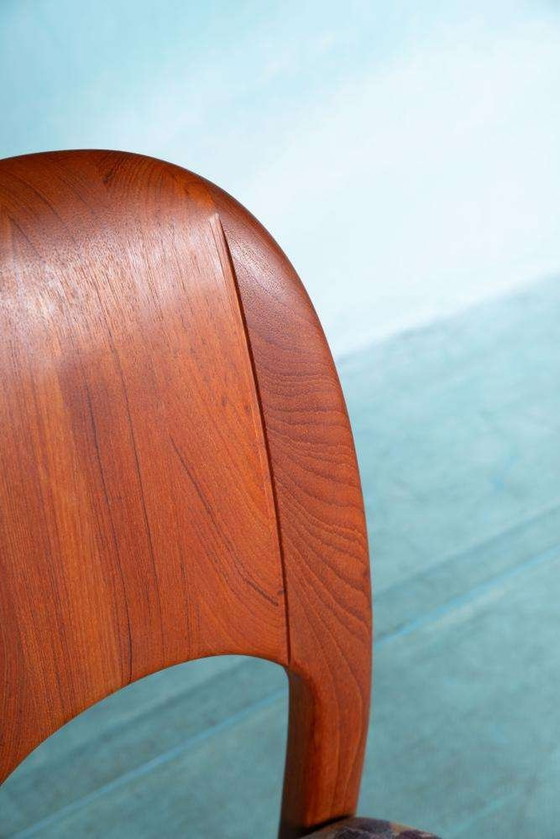 Image 1 of Japandi Danish design eetkamerstoelen 70s teak