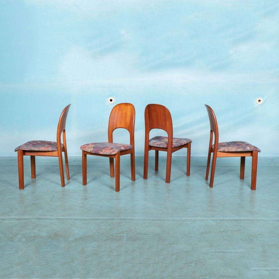 Image 1 of Japandi Danish design eetkamerstoelen 70s teak