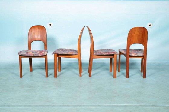 Image 1 of Set Bohemian Deense Holstebro eetkamerstoelen jaren 70