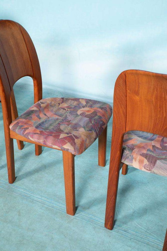 Image 1 of Set Bohemian Deense Holstebro eetkamerstoelen jaren 70