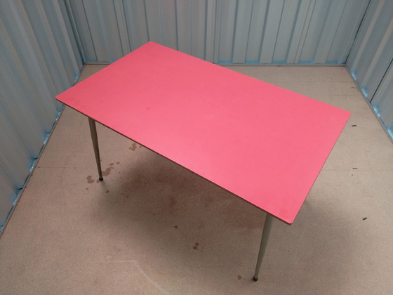 Image 1 of Formica tafel rood