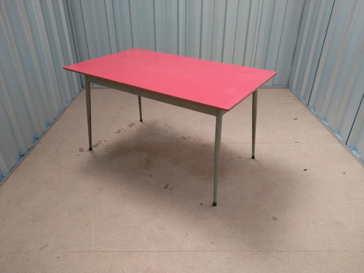 Formica tafel rood