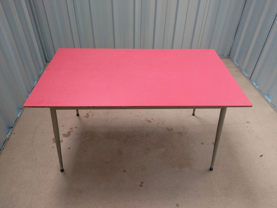 Image 1 of Formica tafel rood