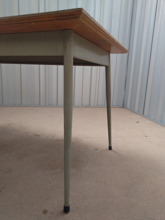 Image 1 of Formica tafel rood